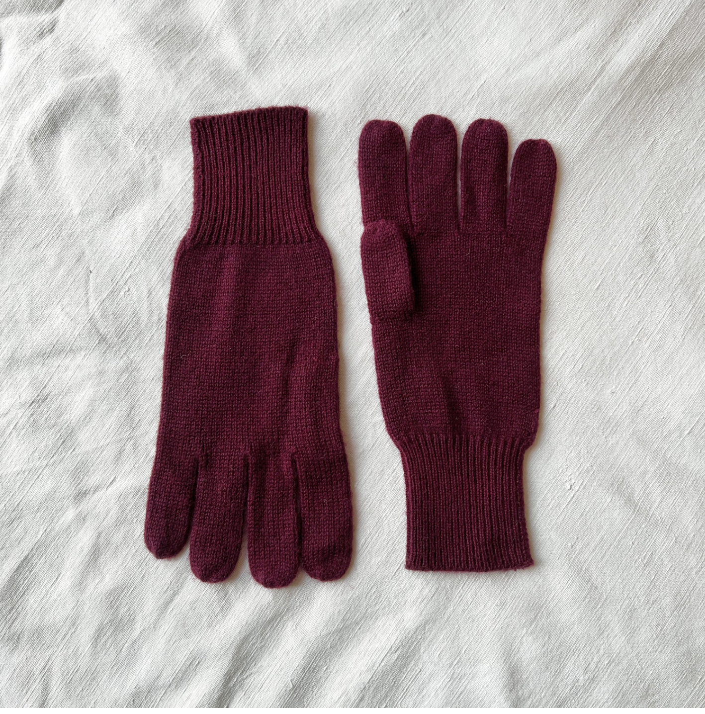 Dev Luxury Soft Fine Knit Merino Men’s Gloves | Plum Purple