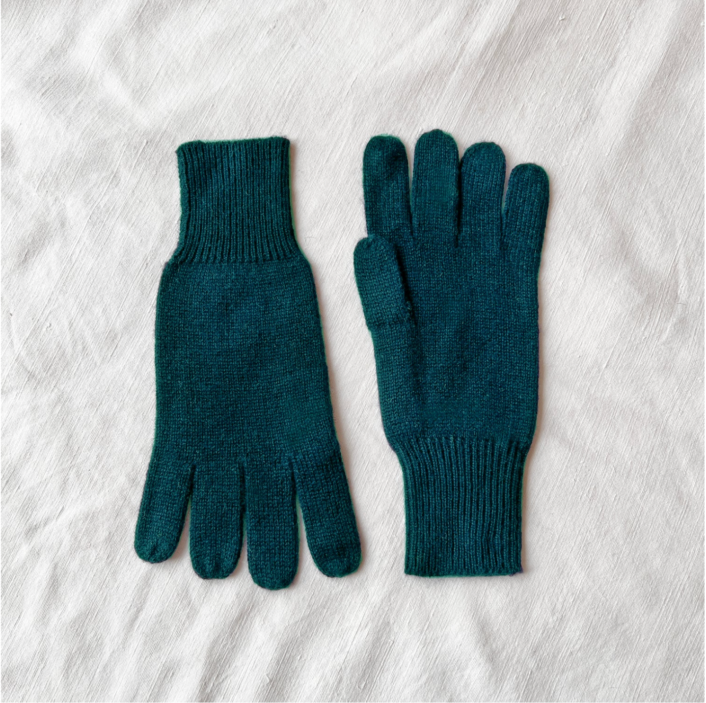Dev Luxury Soft Fine Knit Merino Men’s Gloves | Moss