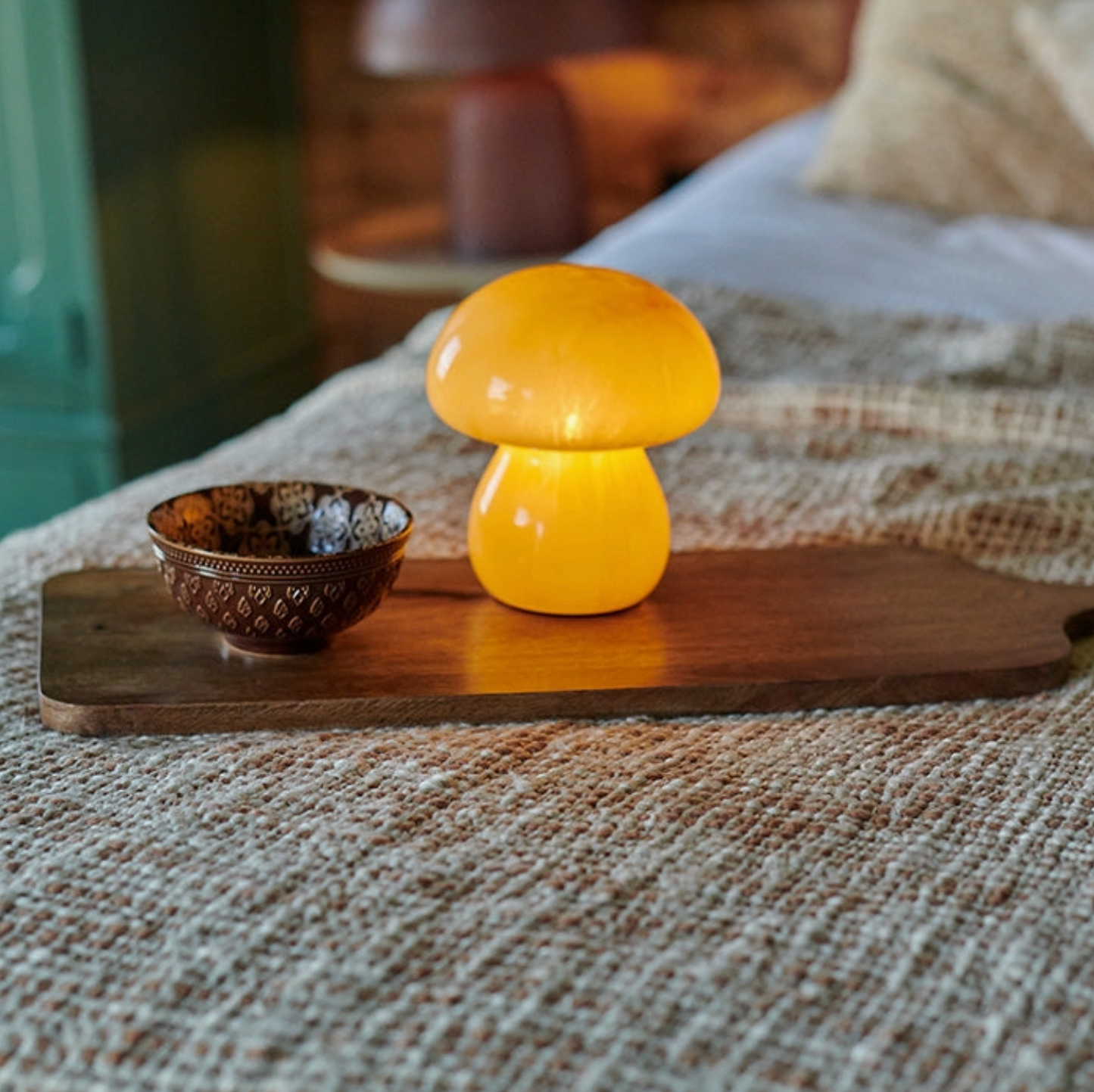 Mango Mushroom LED lamp