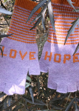 Load image into Gallery viewer, Love Hope Gloves I Lilac Ginger
