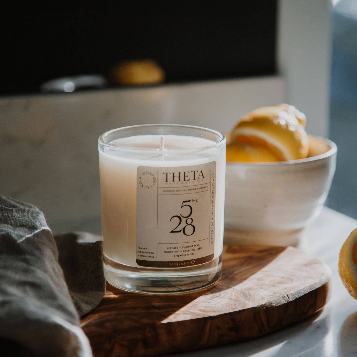 528Hz Confidence Candle - Solar Plexus Chakra: 70g / 2.6oz