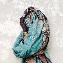 Load image into Gallery viewer, Vintage Kantha Scarf 011
