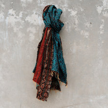 Load image into Gallery viewer, Vintage Kantha Scarf 010
