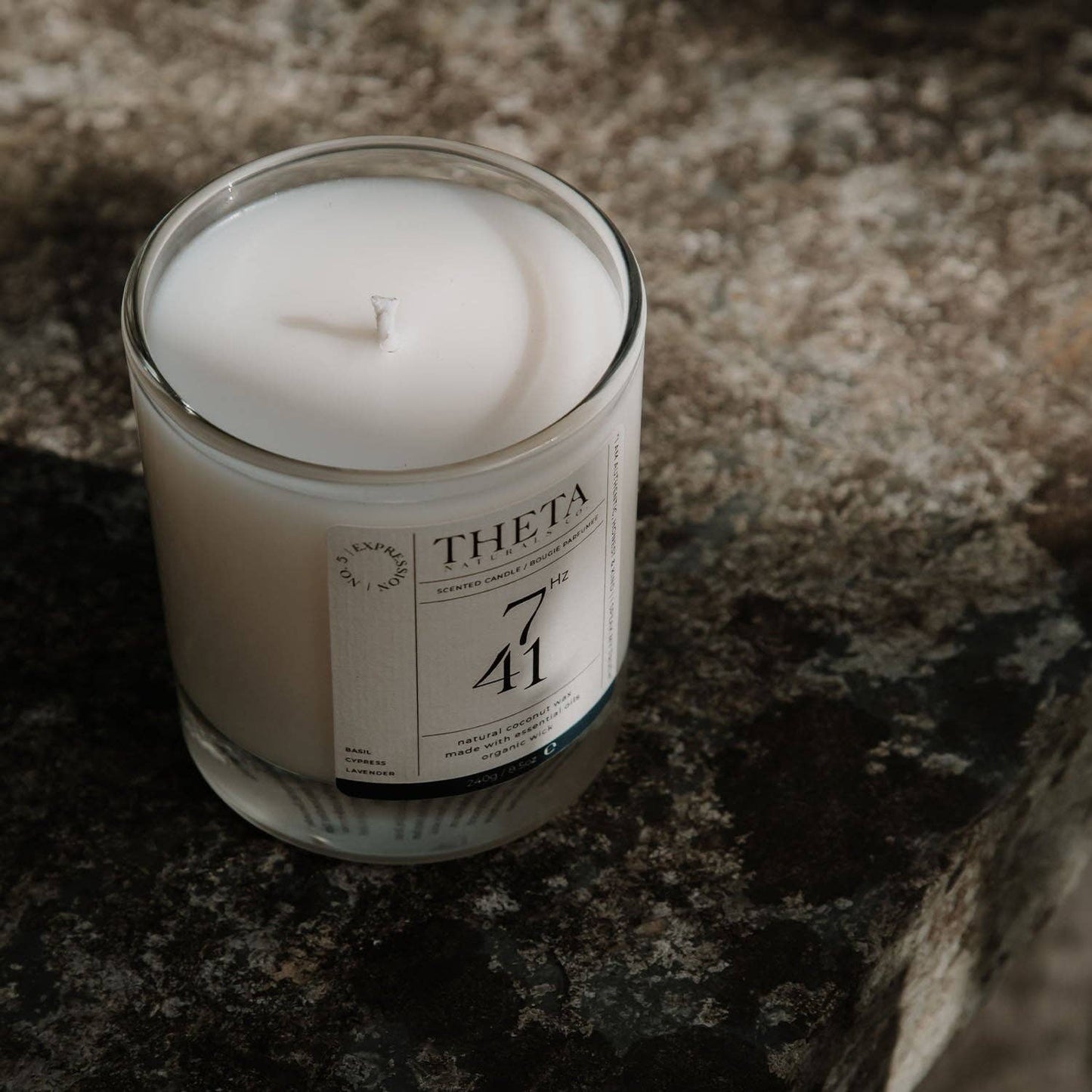 741Hz Expression Candle - Throat Chakra: 240g / 8.5oz