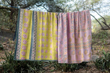 Load image into Gallery viewer, Vintage Kantha Quilt Series 2:4
